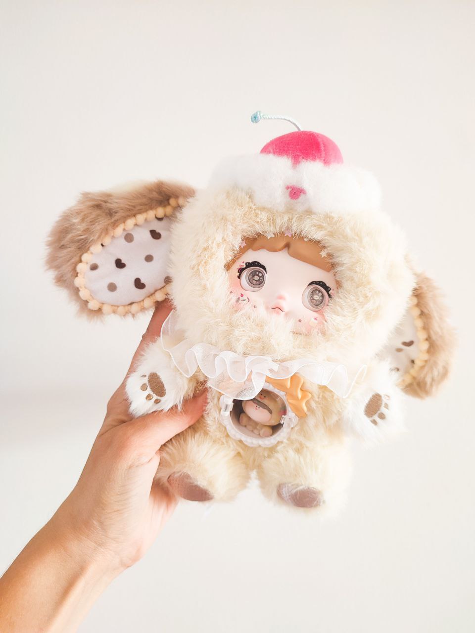 Clouds are Tuckled Nommi V7 - Secret Garden Collectibles