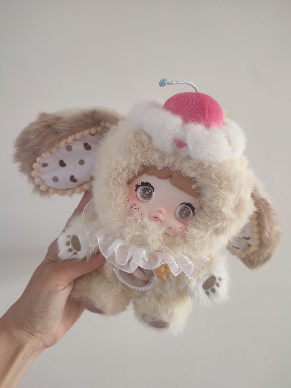 Clouds are Tuckled Nommi V7 - Secret Garden Collectibles