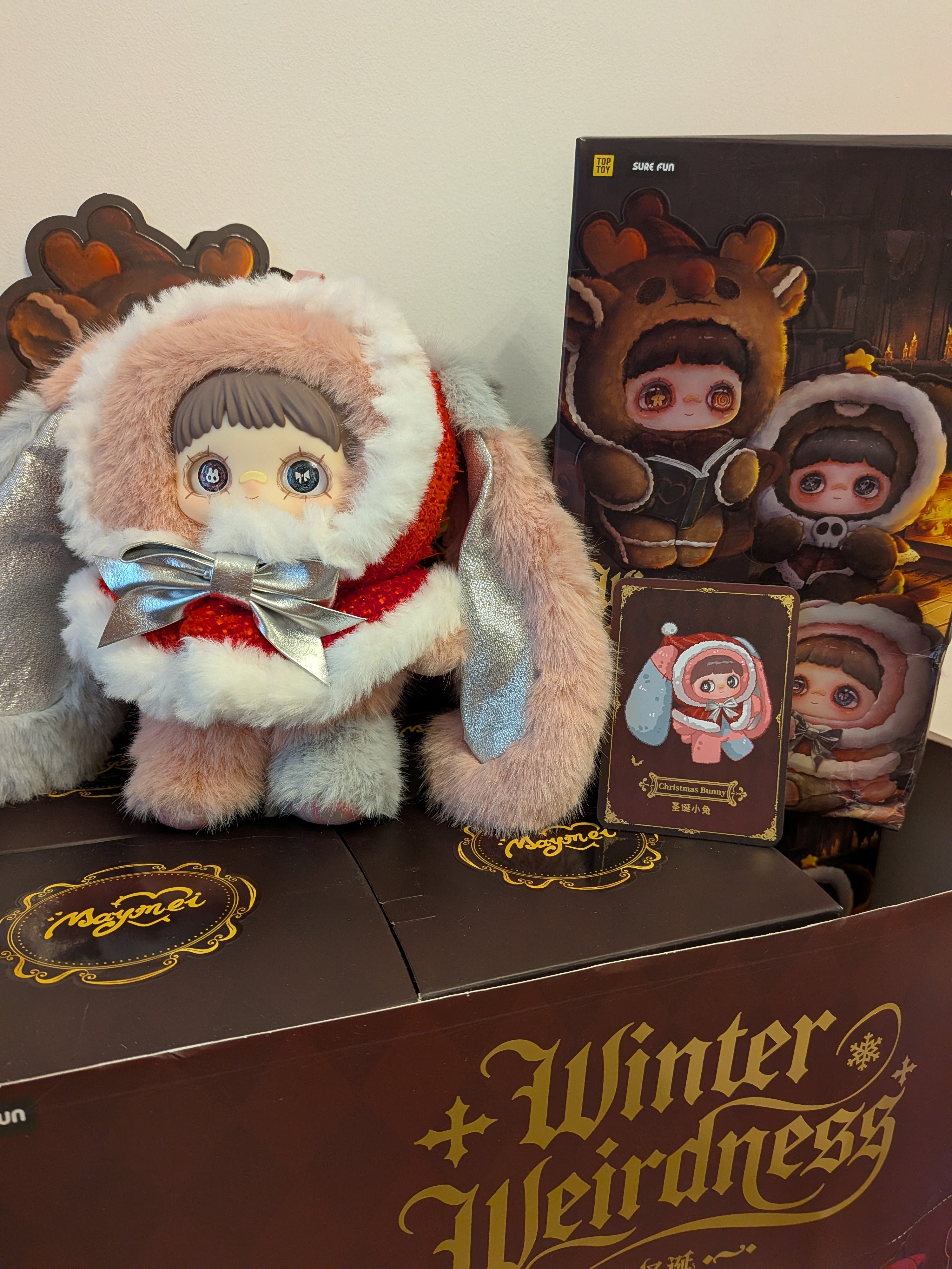 Maymei – Winter Weirdness | Christmas Bunny
Plush Pendant Doll - Secret Garden Collectibles