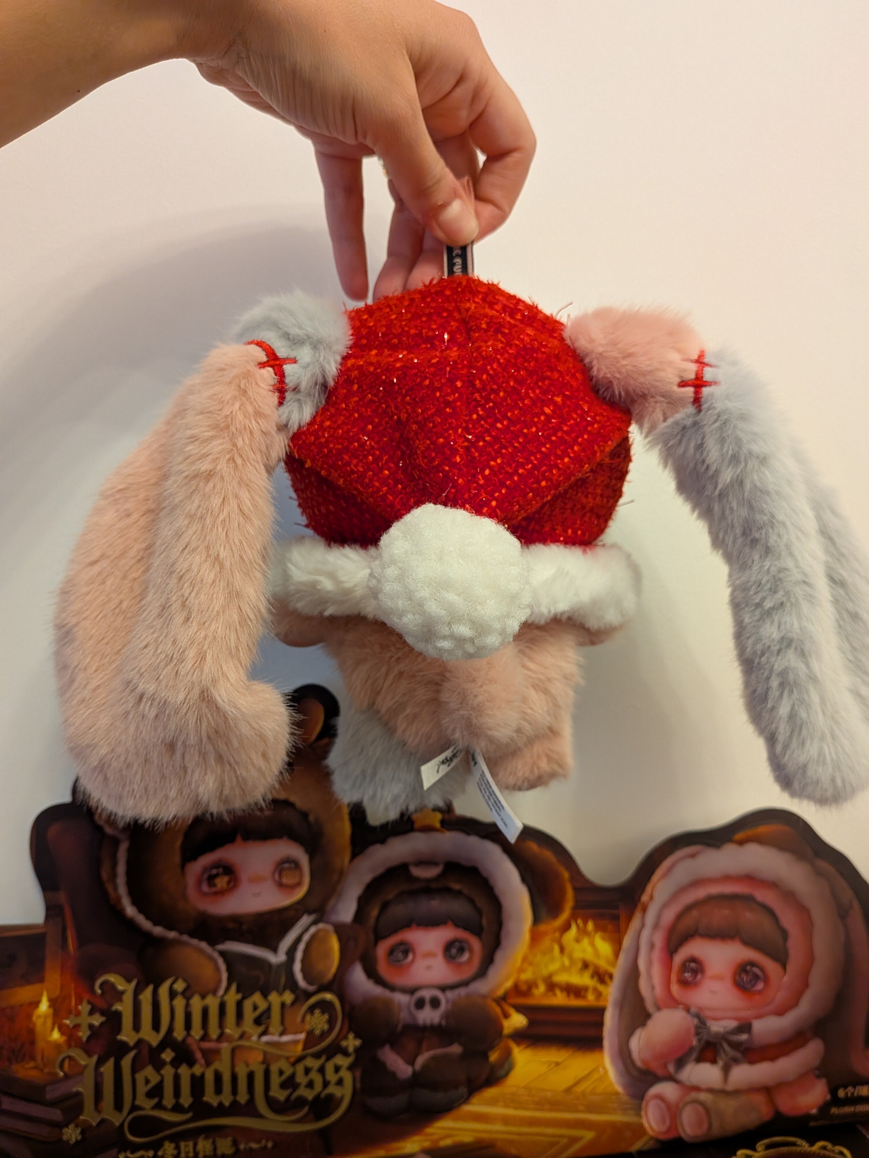 Maymei – Winter Weirdness | Christmas Bunny
Plush Pendant Doll - Secret Garden Collectibles