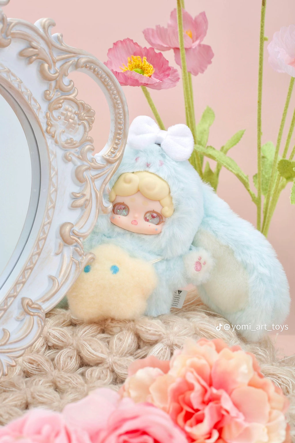 Lucky Deer Nai – Goodnight Rabbit | Revealed Figure Blue Leaf Bunny - Secret Garden Collectibles