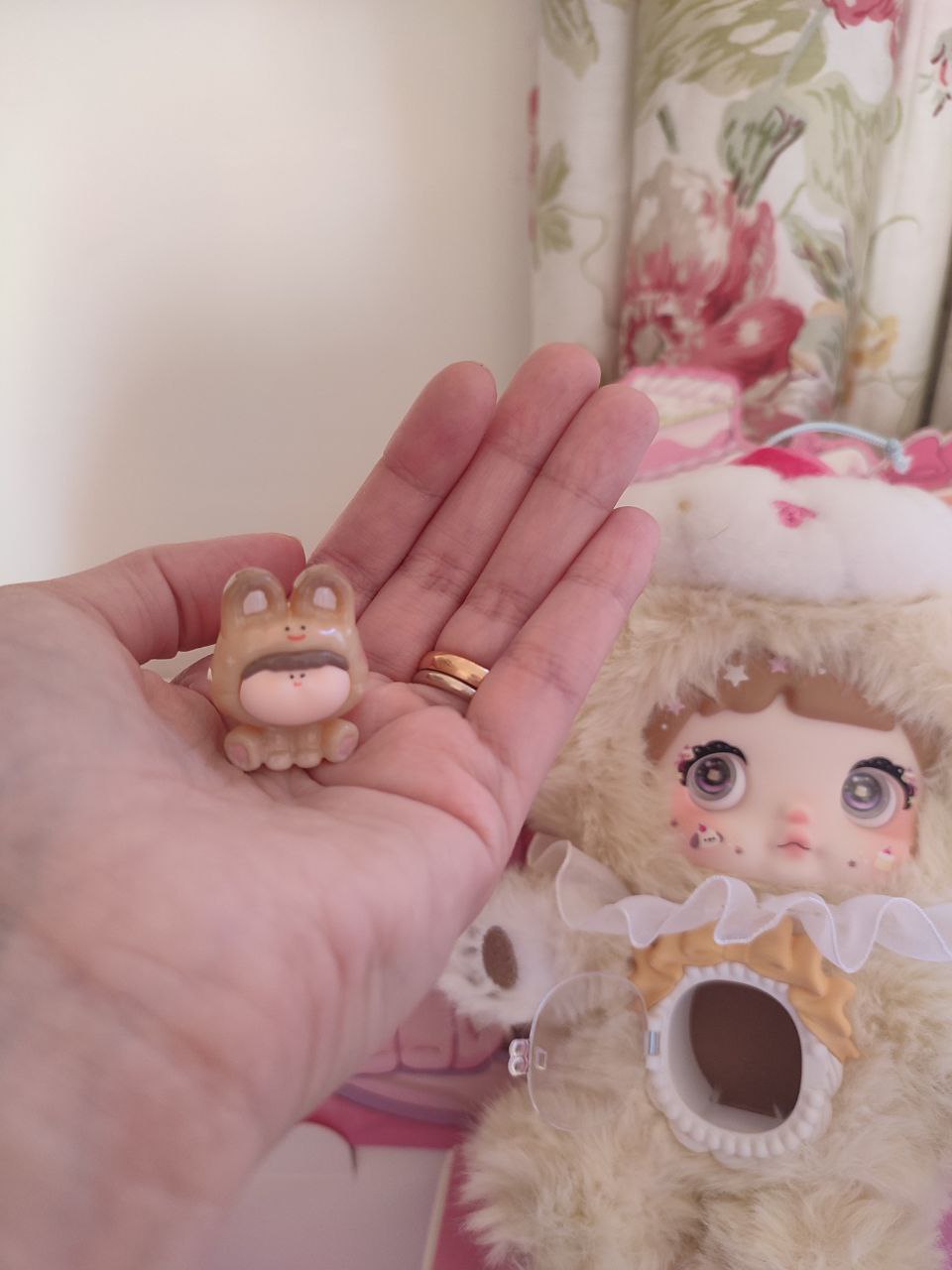 Clouds are Tuckled Nommi V7 - Secret Garden Collectibles