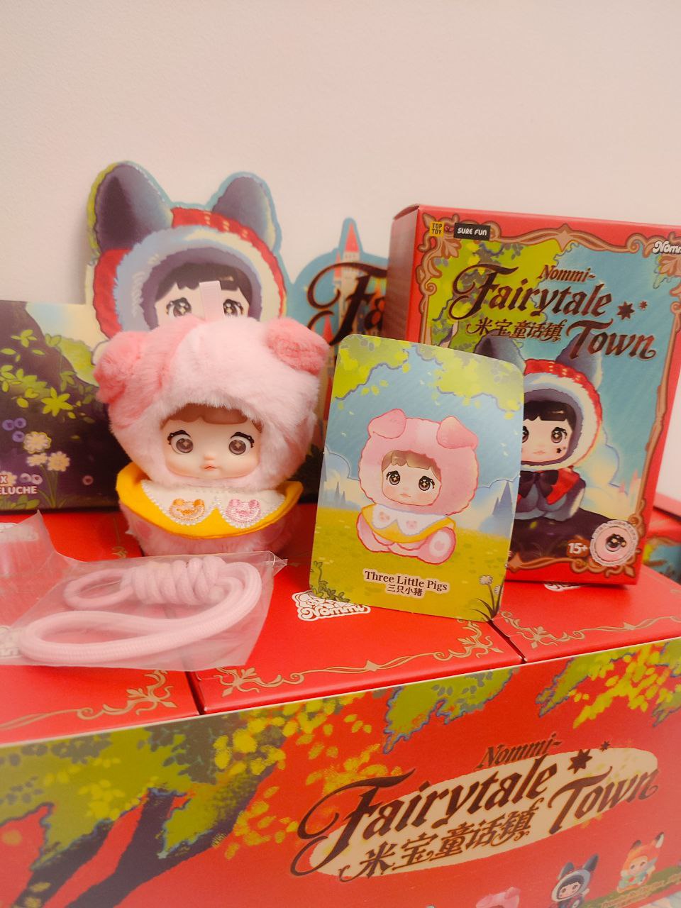 Nommi Fairytale Town Three Little Pigs - Secret Garden Collectibles