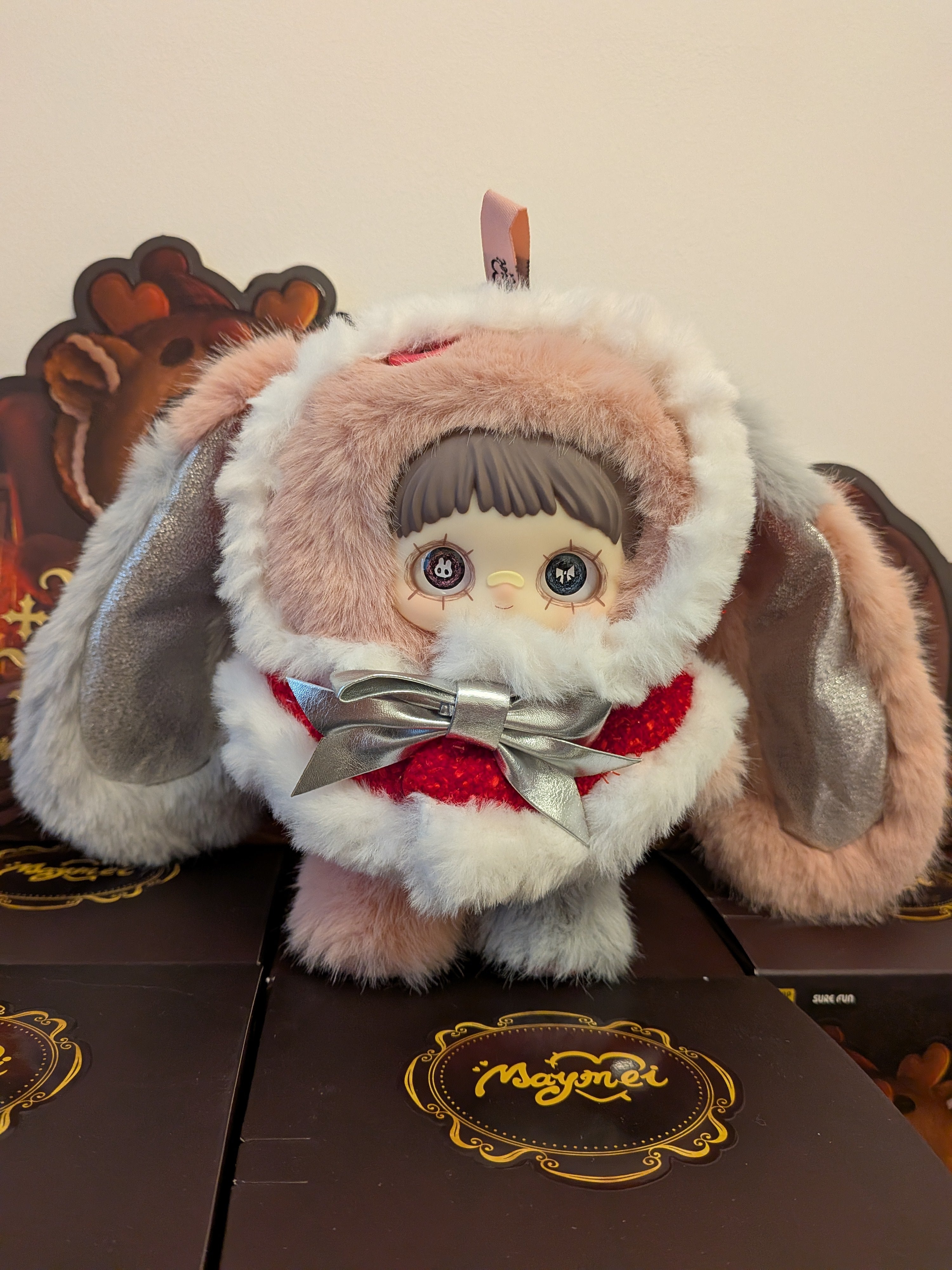 Maymei – Winter Weirdness | Christmas Bunny
Plush Pendant Doll - Secret Garden Collectibles